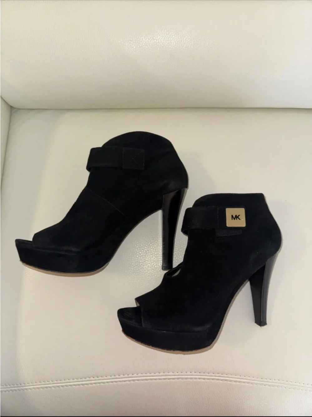 Michael Kors elegant black